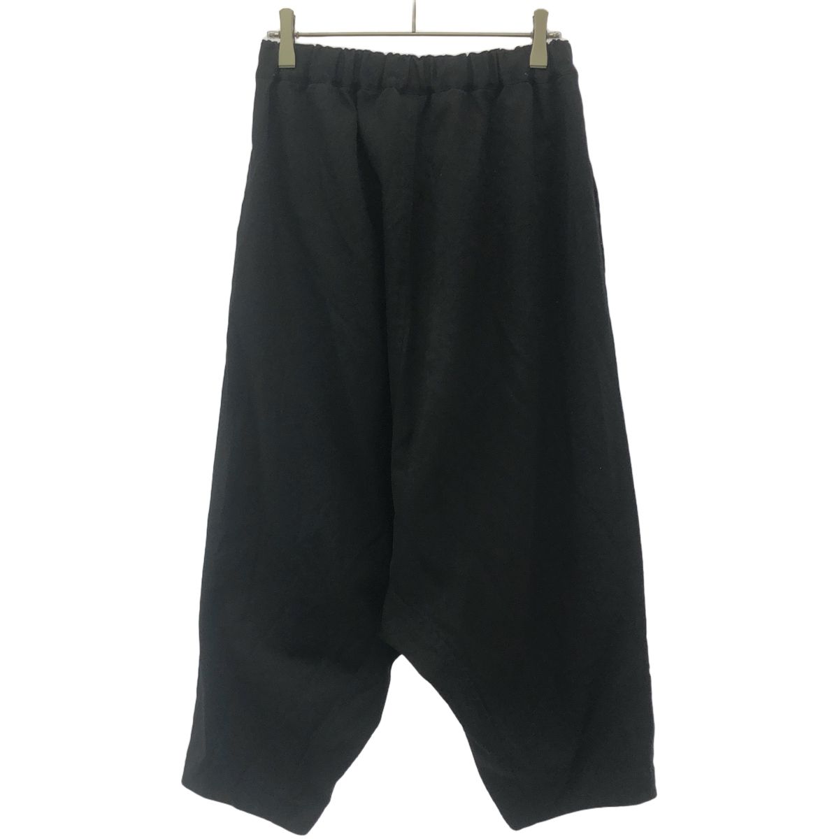 BLACK COMME