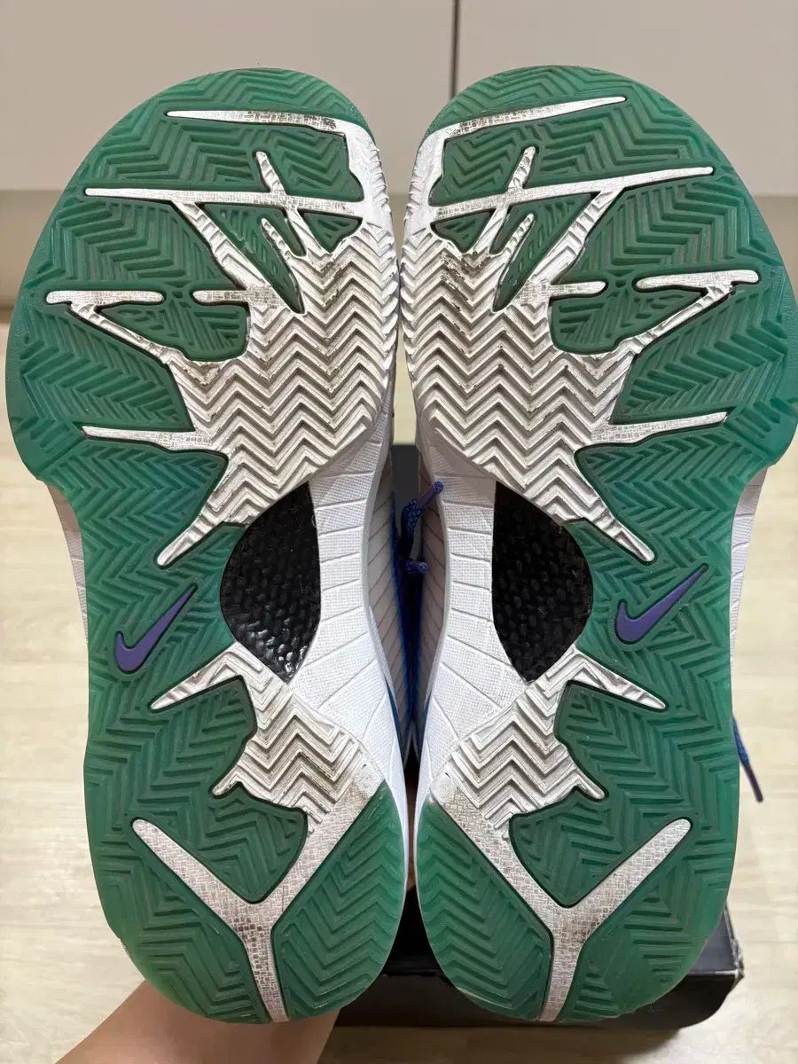 270 NIKE コービー4 ドレフト DAY