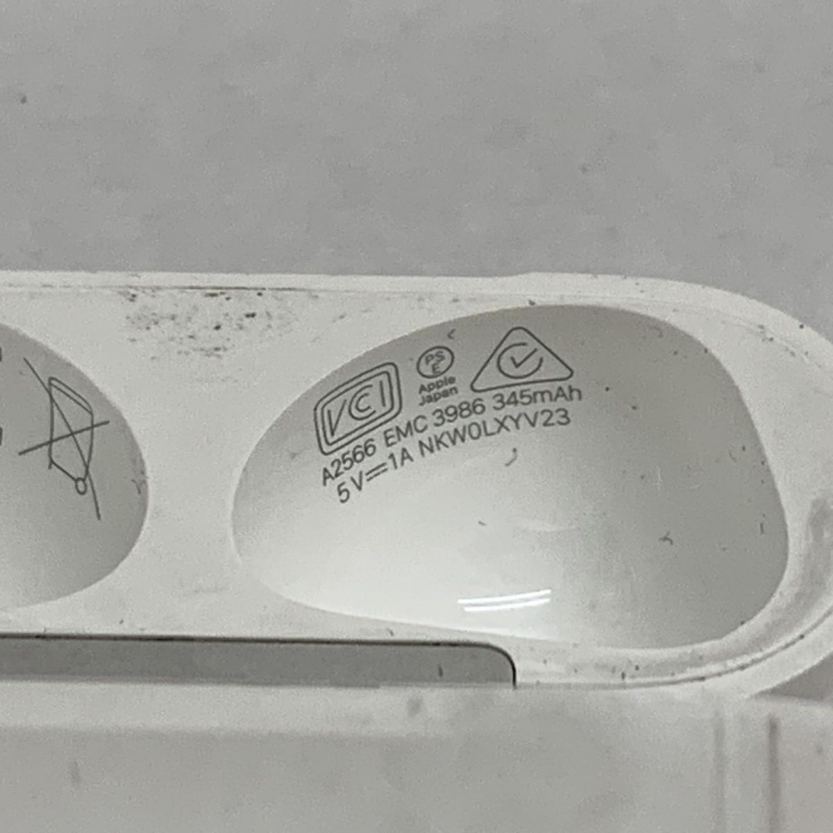 ワイヤレスイヤホン Apple アップル AirPods 第3世代 A2564 A2565 A2566 JMK868366相