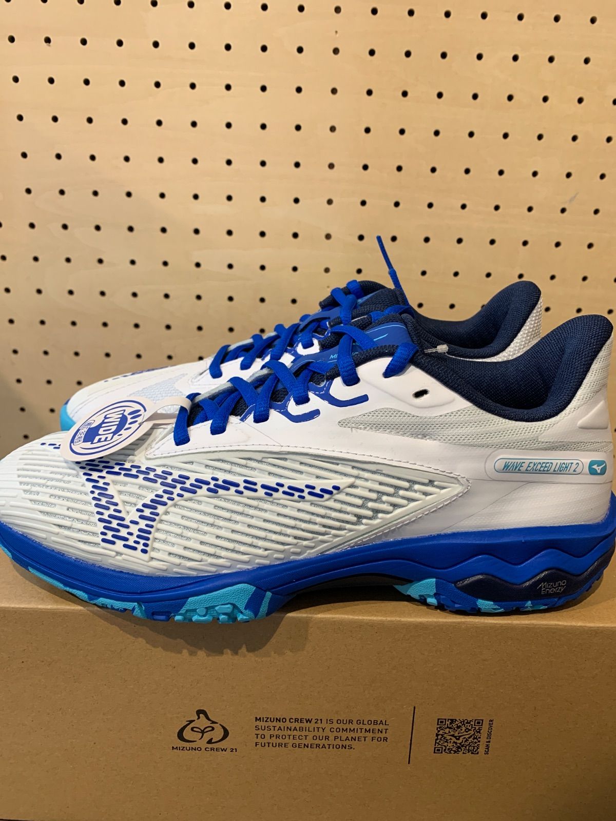 ミズノワイドテニスシューズ24.5cm25.0cm27.5cm白