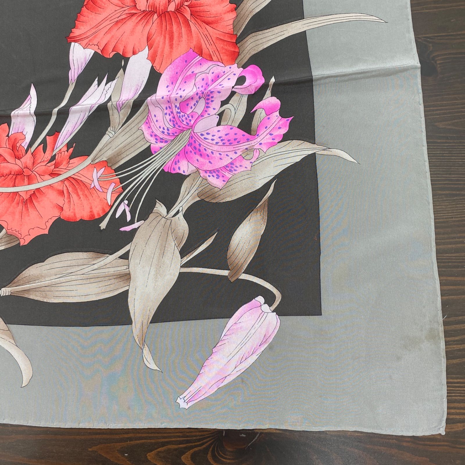 レオナール LEONARD PARIS シルク100 ニットソー 半袖 プルオーバー 花柄 ブラック 黒 46 レディース レオナール ワンピース ペイズリー シルク100 LEONARD PARIS