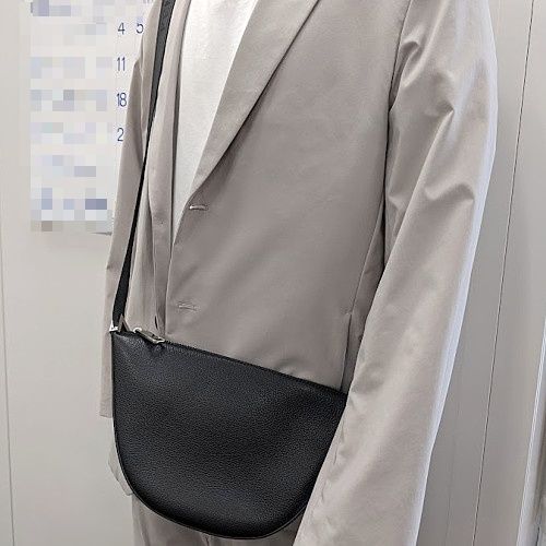 FENDI フェンディ