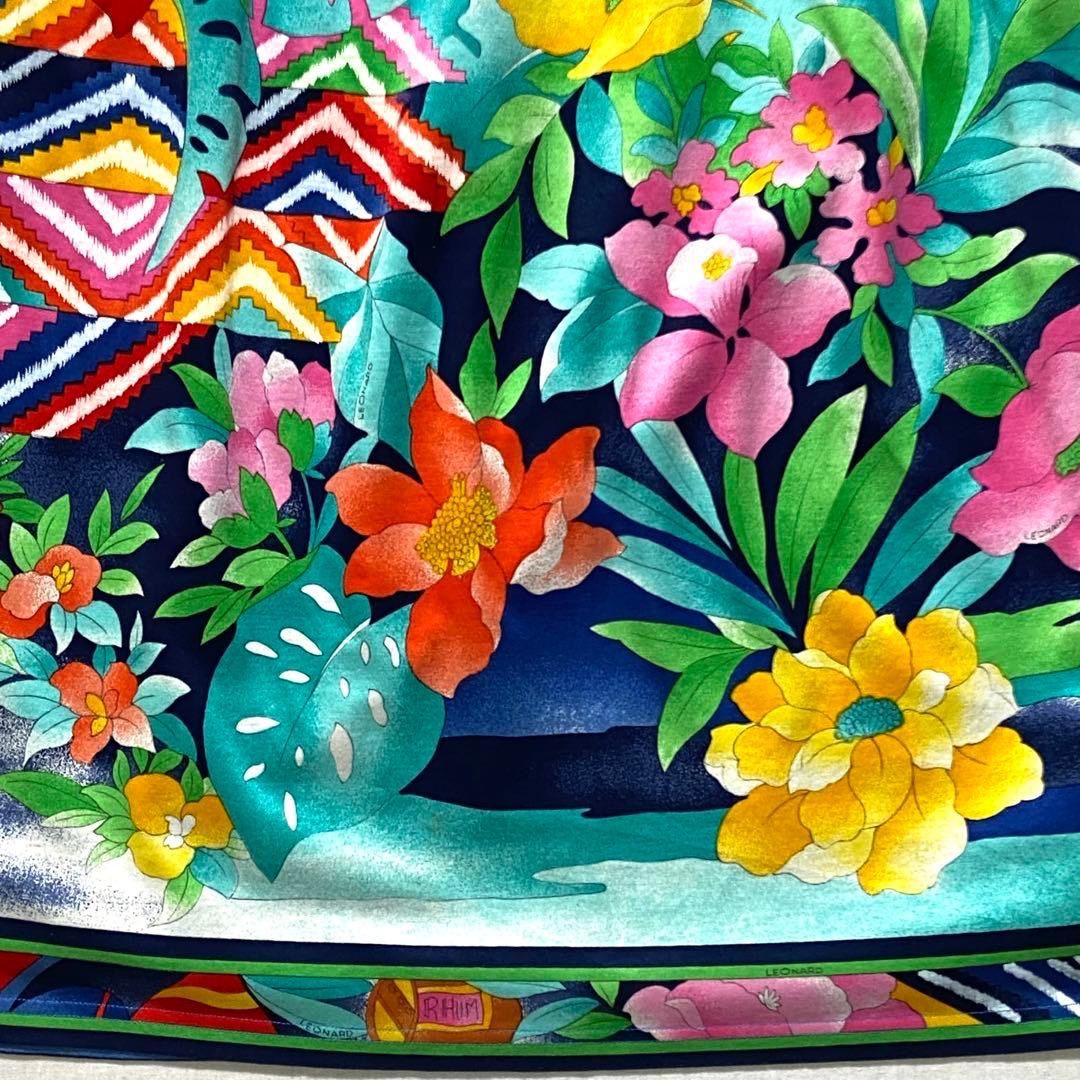 LEONARD レオナール SPORTS シアー ブルゾン 花柄 アルファベット LEONARD レオナール SPORTS シアー ブルゾン 花柄