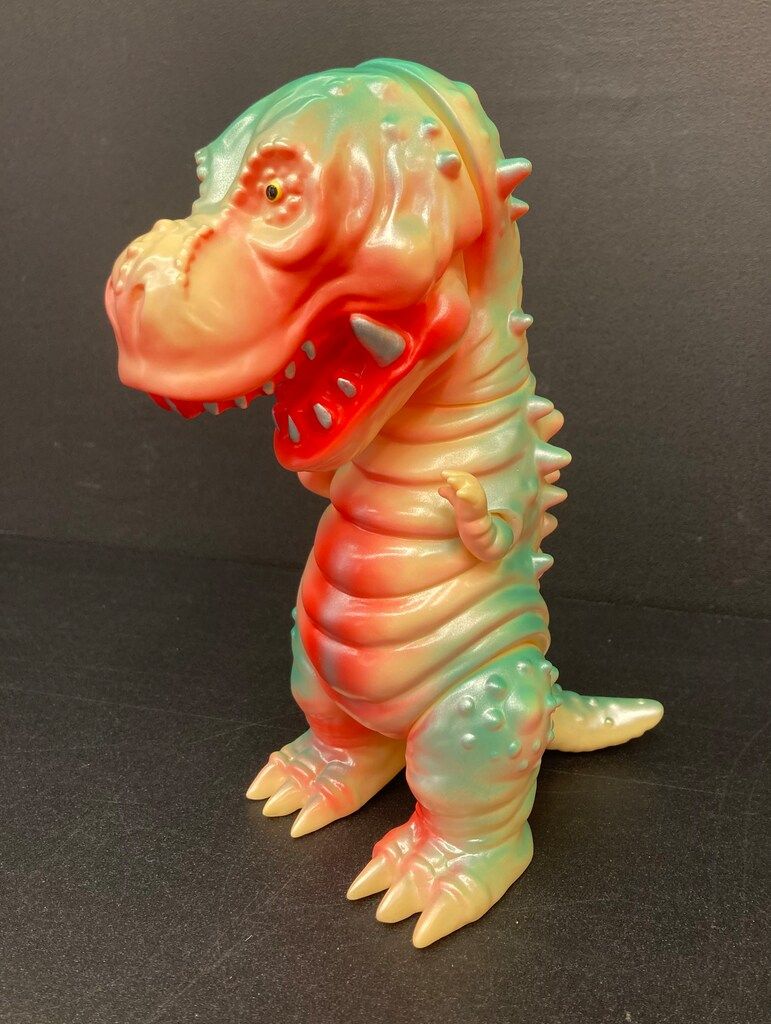 COJICA TOYS 恐竜獣シリーズ チラボ クリーム成型/赤/緑/銀塗装