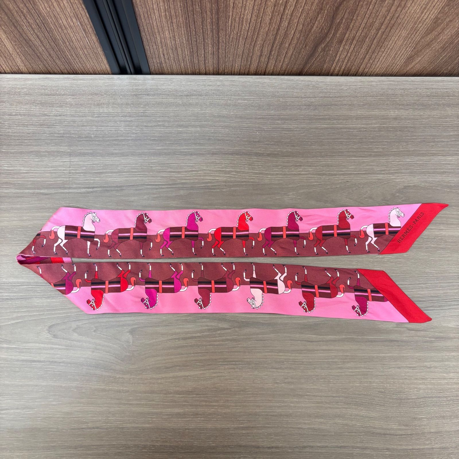 HERMES エルメス ツイリー スカーフ ピンク系 Rocabar ロカバール ⭐️美品⭐️ エルメス ロカバール ツイリースカーフ ピンク