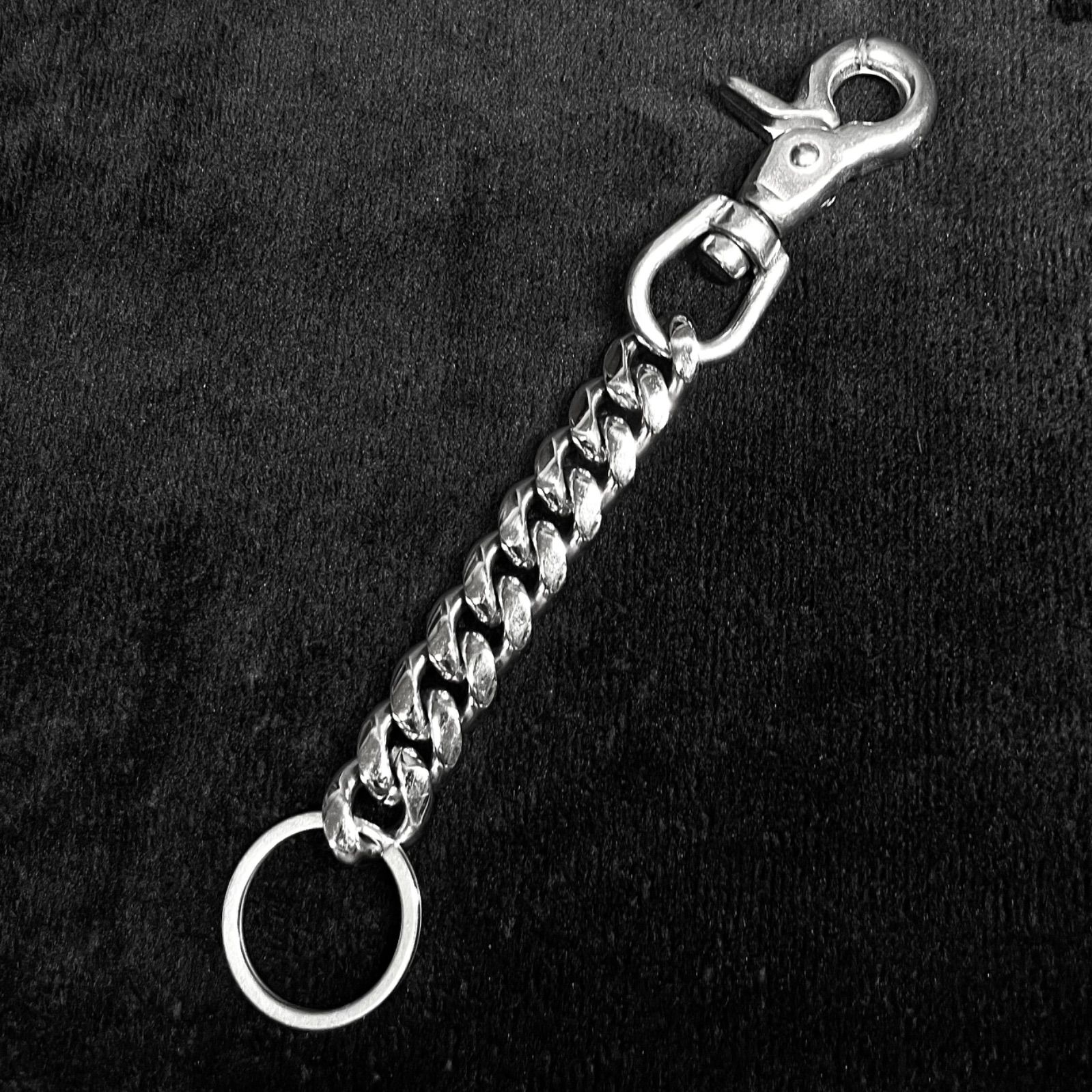 ENVIABLE エンビアブル キーチェーン チェーンアクセサリー