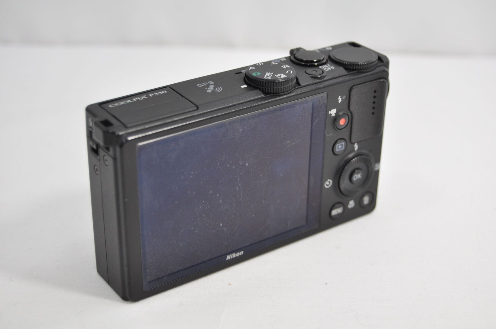 Nikon COOLPIX P330 【動作良品】Nikon COOLPIX P330 ブラック