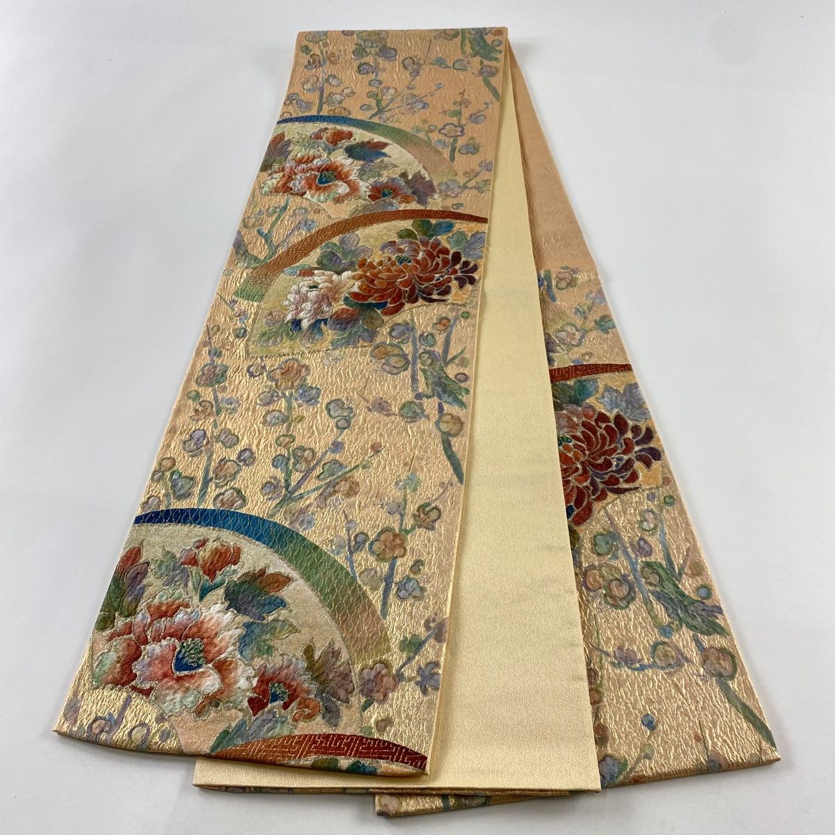 A26 美品　袋帯　綴れ　花草 袋帯 逸品 秋草 枝花 刺繍 金彩 金色 六通 正絹｜中古・古着