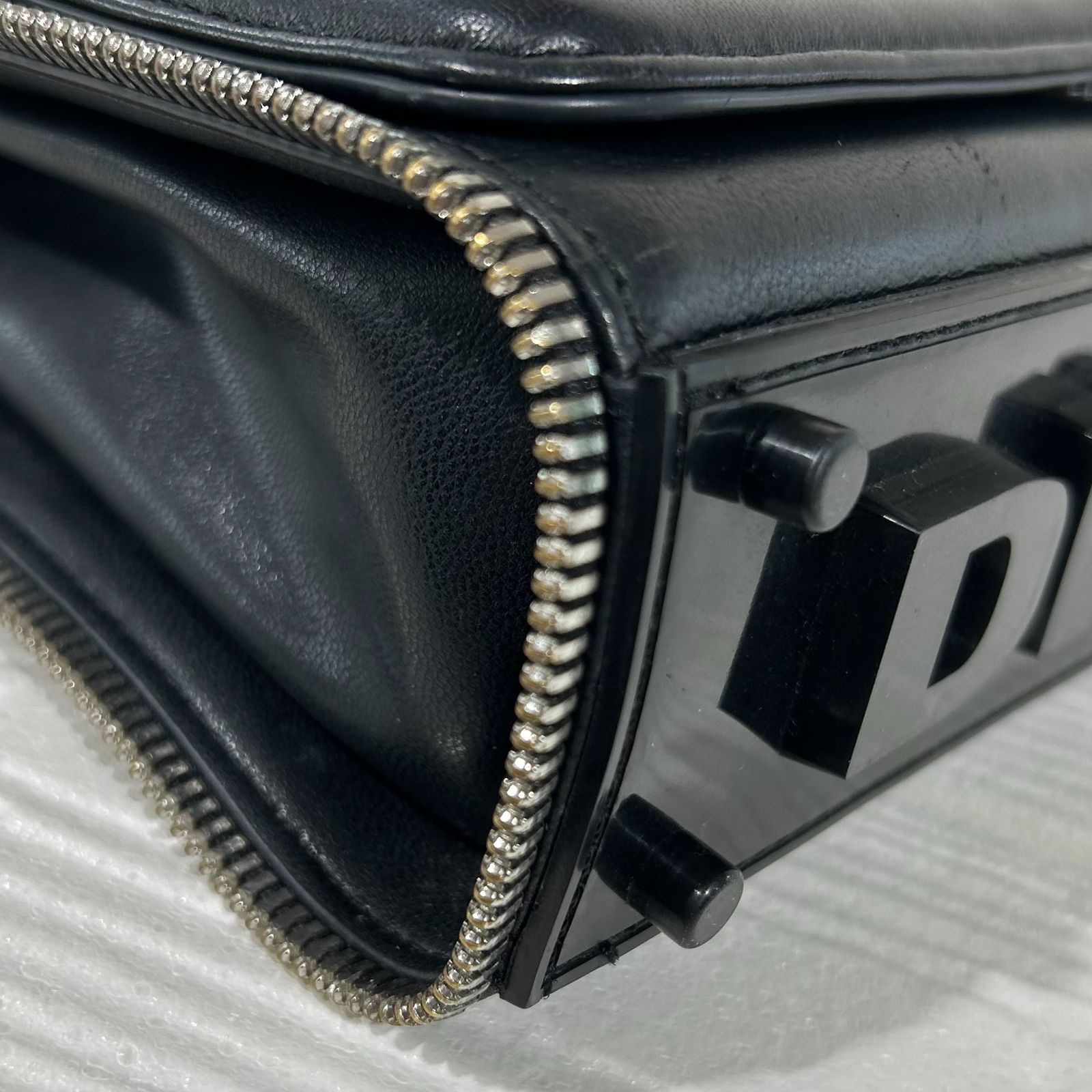 DIESELレザー 黒 バック DIESEL ロゴ 2WAY ショルダー レザー ブラック ハンドバッグ