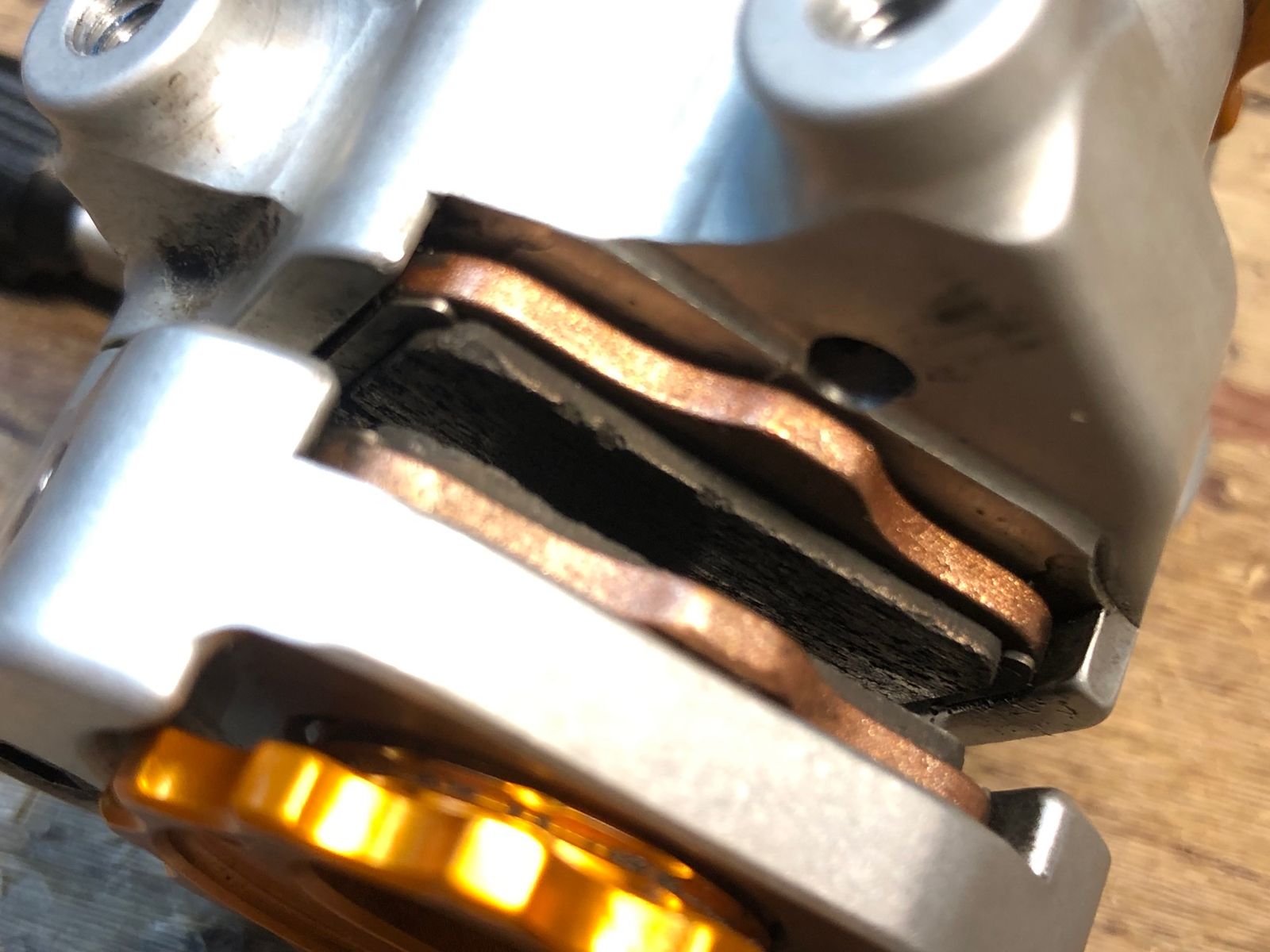 クランパーKLAMPER 機械式ディスクブレーキキャリパー