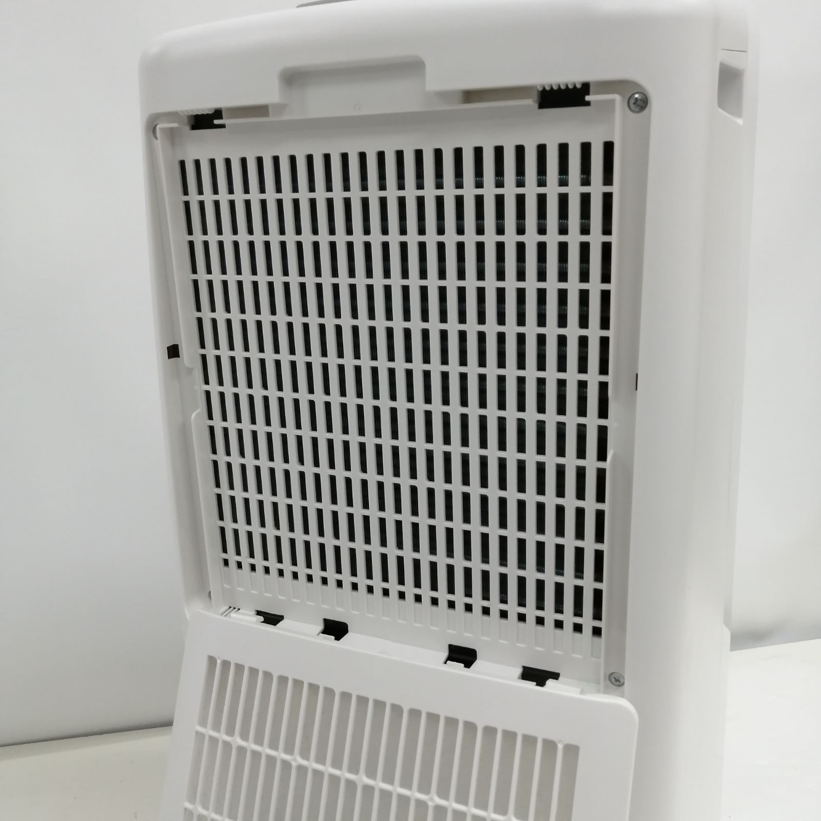訳アリ】SHARP 除湿器 cv-j180 - メルカリ