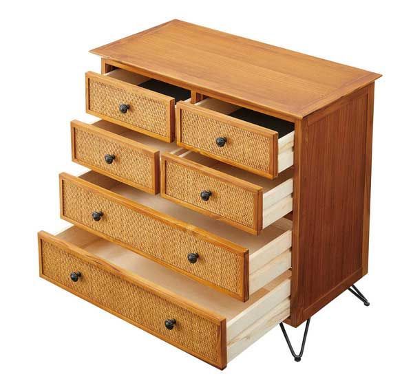 のアジアンテイストなチェスト