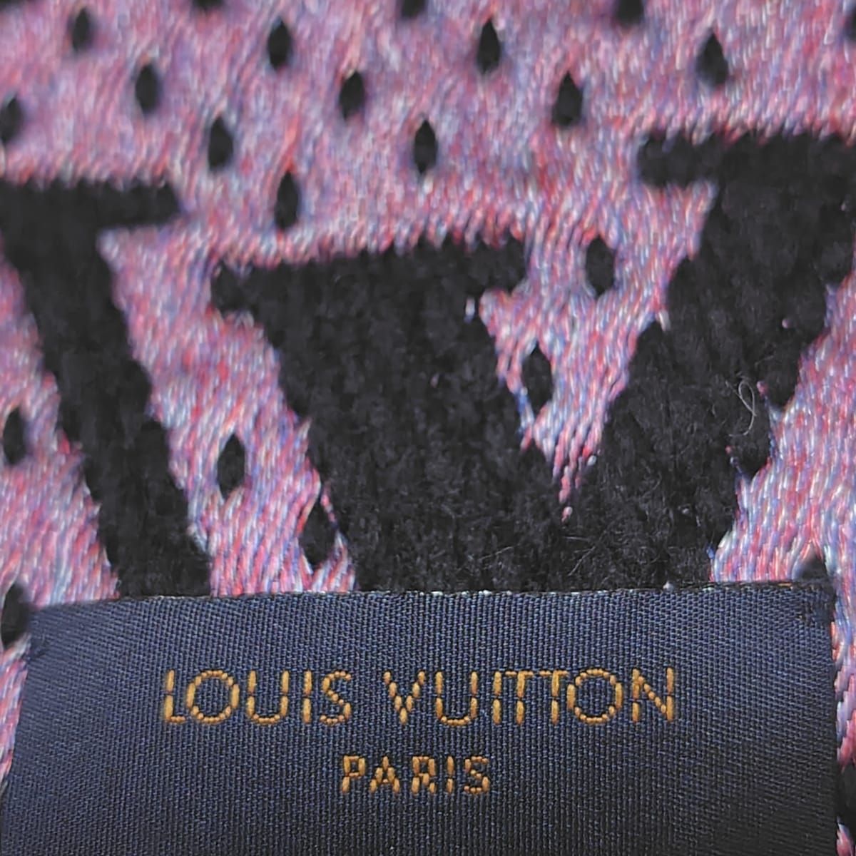 LOUIS VUITTON ルイヴィトン マフラー ロゴマニア M71060 LOUIS VUITTON ルイヴィトン マフラー エシャルプ・ロゴマニア