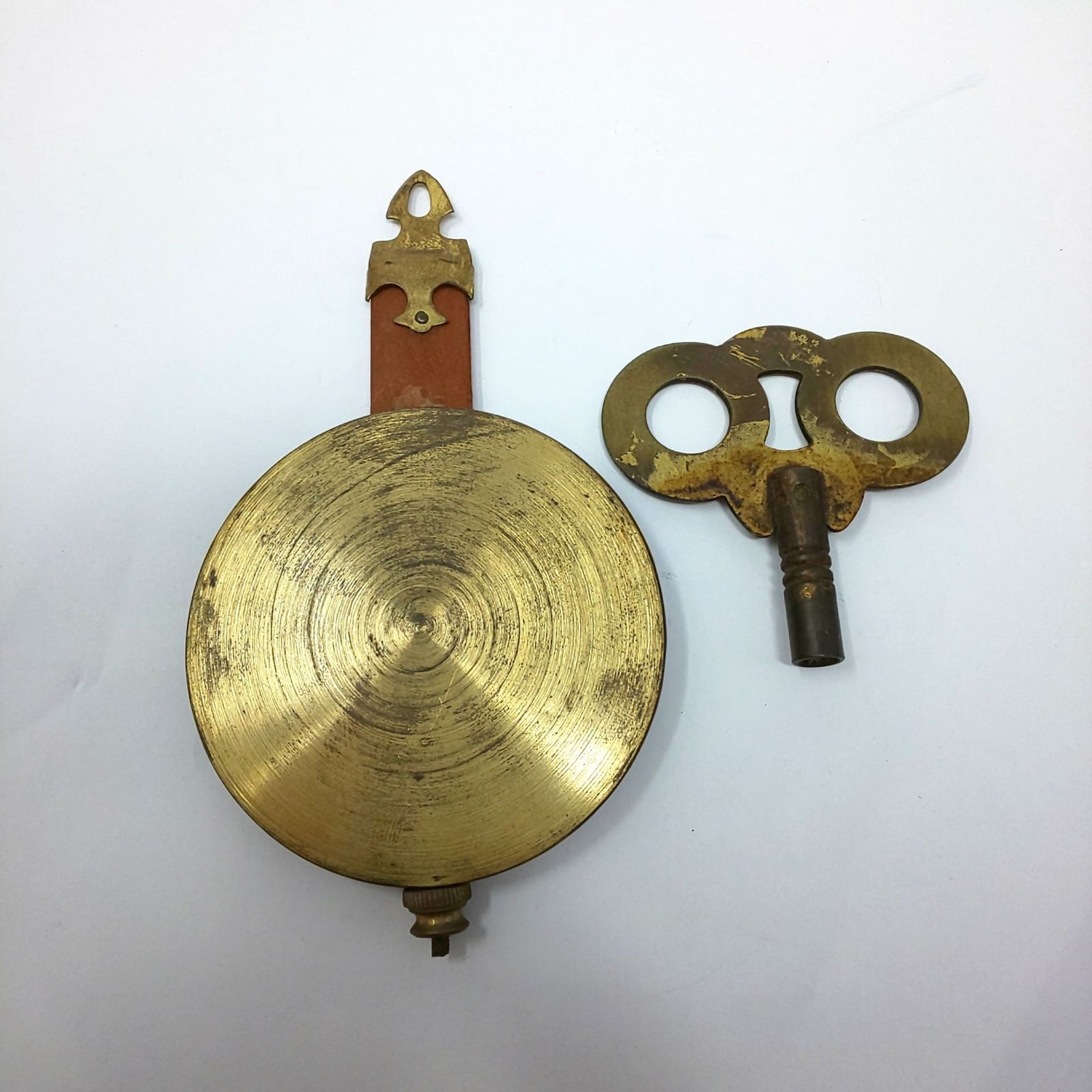 ゼンマイ振り子時計