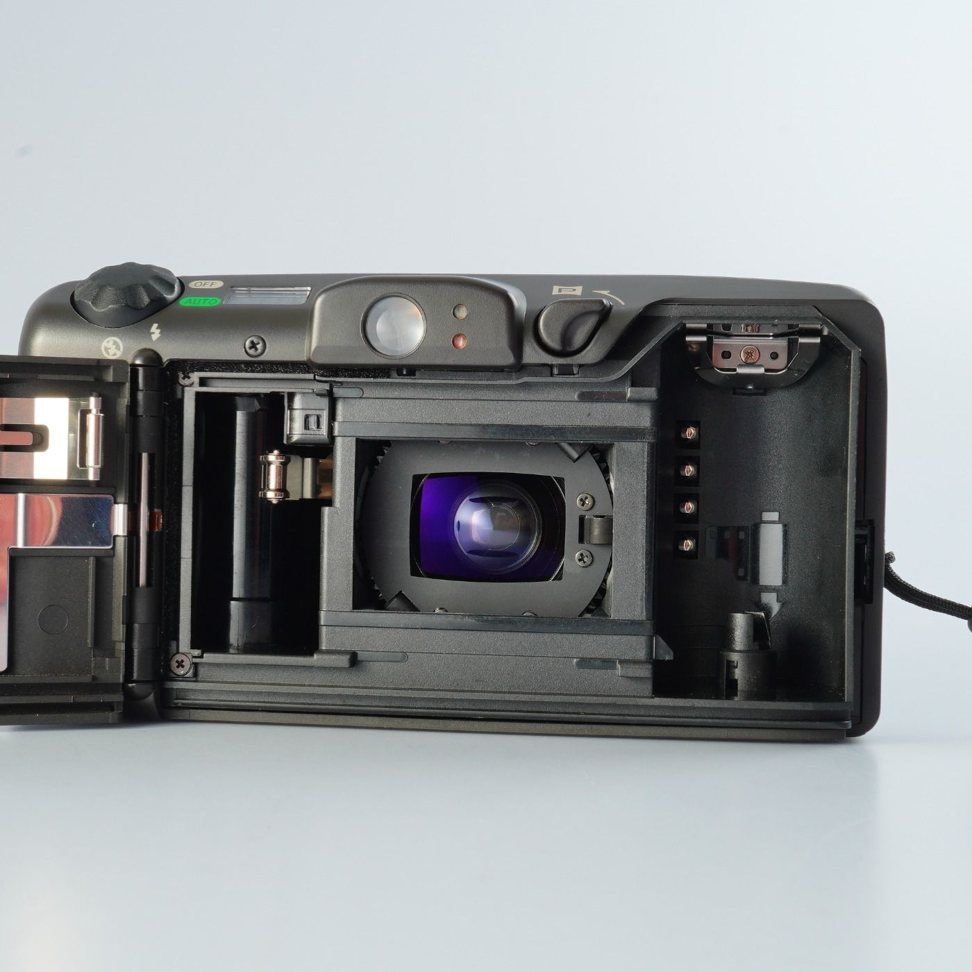 Canon コンパクトフィルムカメラ Autoboy Luna 105 ① オートボーイ LUNA 105 S - キヤノンカメラミュージアム