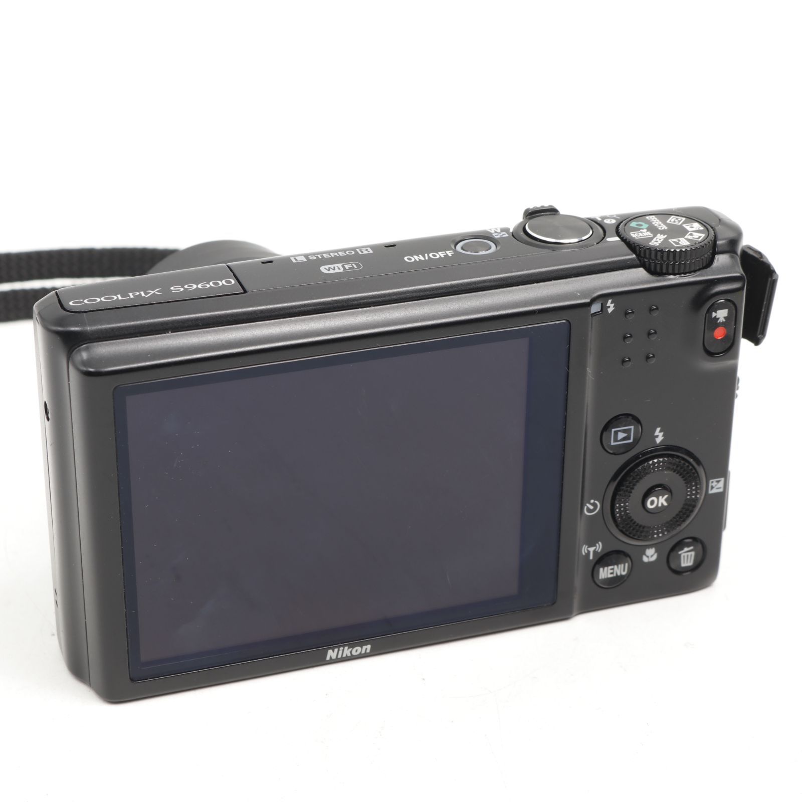 コンデジ　Nikon COOLPIX S9600 Nikon COOLPIX S9600 16.0MP Compact Digital Camera 30x Zoom