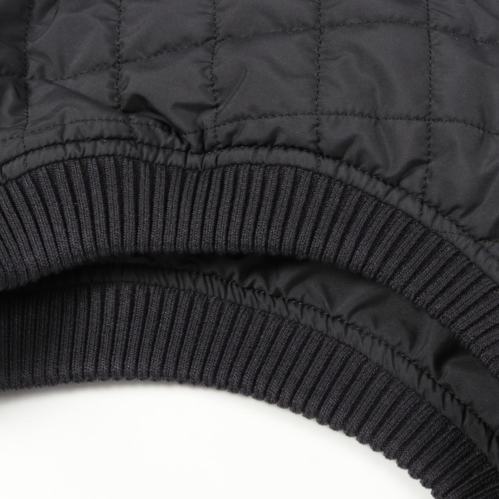 エルメス HERMES ベスト クルードセル キルティング ボンバーベスト