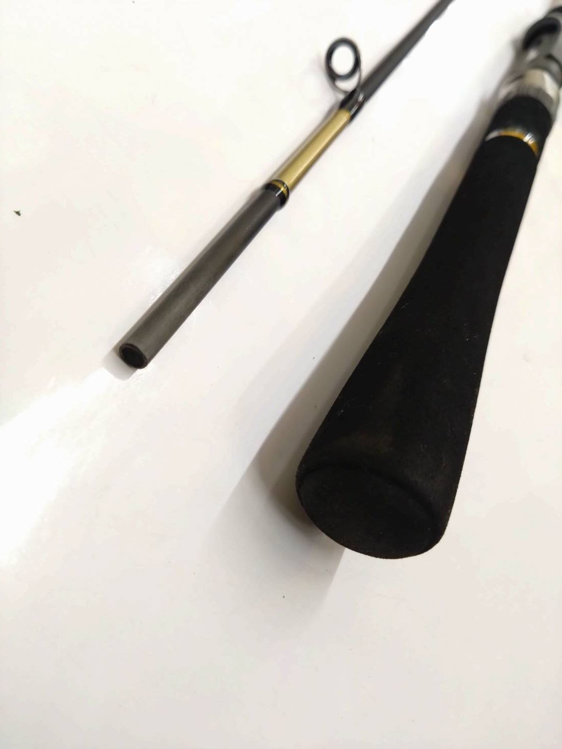 未使用 美品 シマノ ソアレBB S704LT スピニング 2ピース