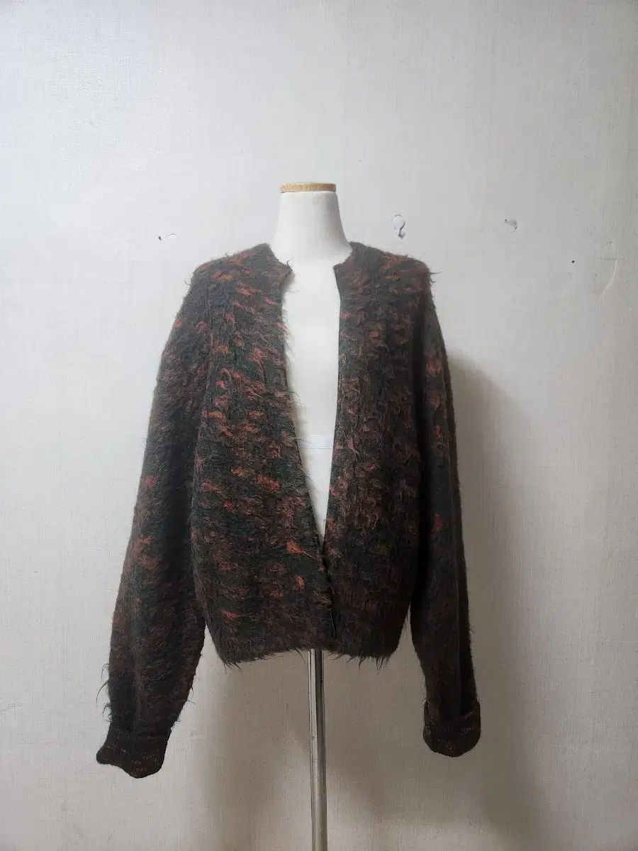 アクネストゥディオズ