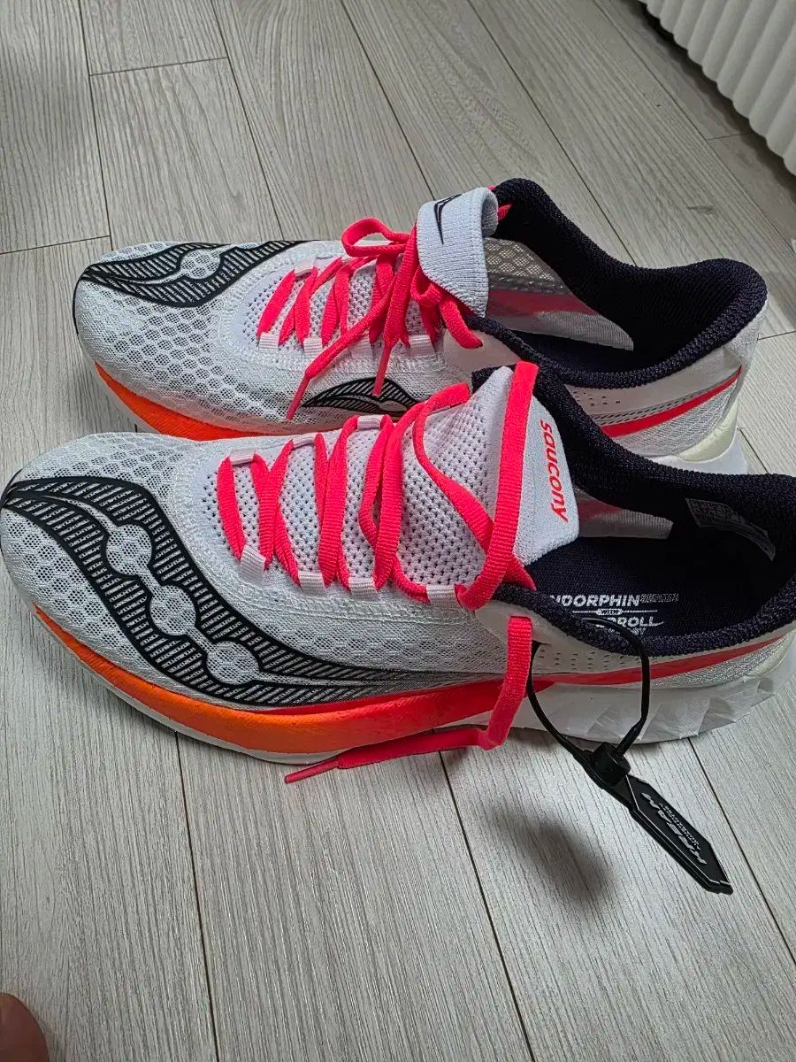 Saucony サッカニー エンドルフィン プロ 4 270 OLIVEOS_COM_TR