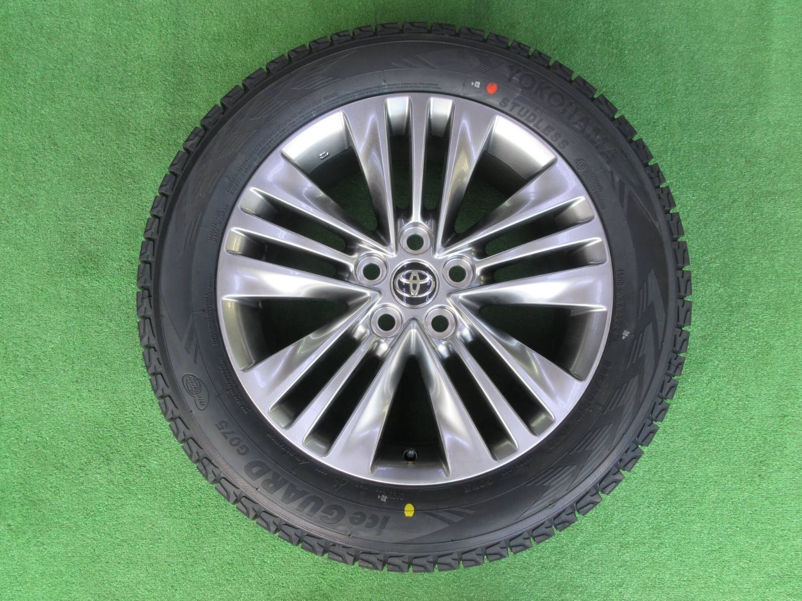 トヨタ ４０系アルファード純正 スタッドレスセット 7J-18 5H120 40 ヨコハマ アイスガードG075付き