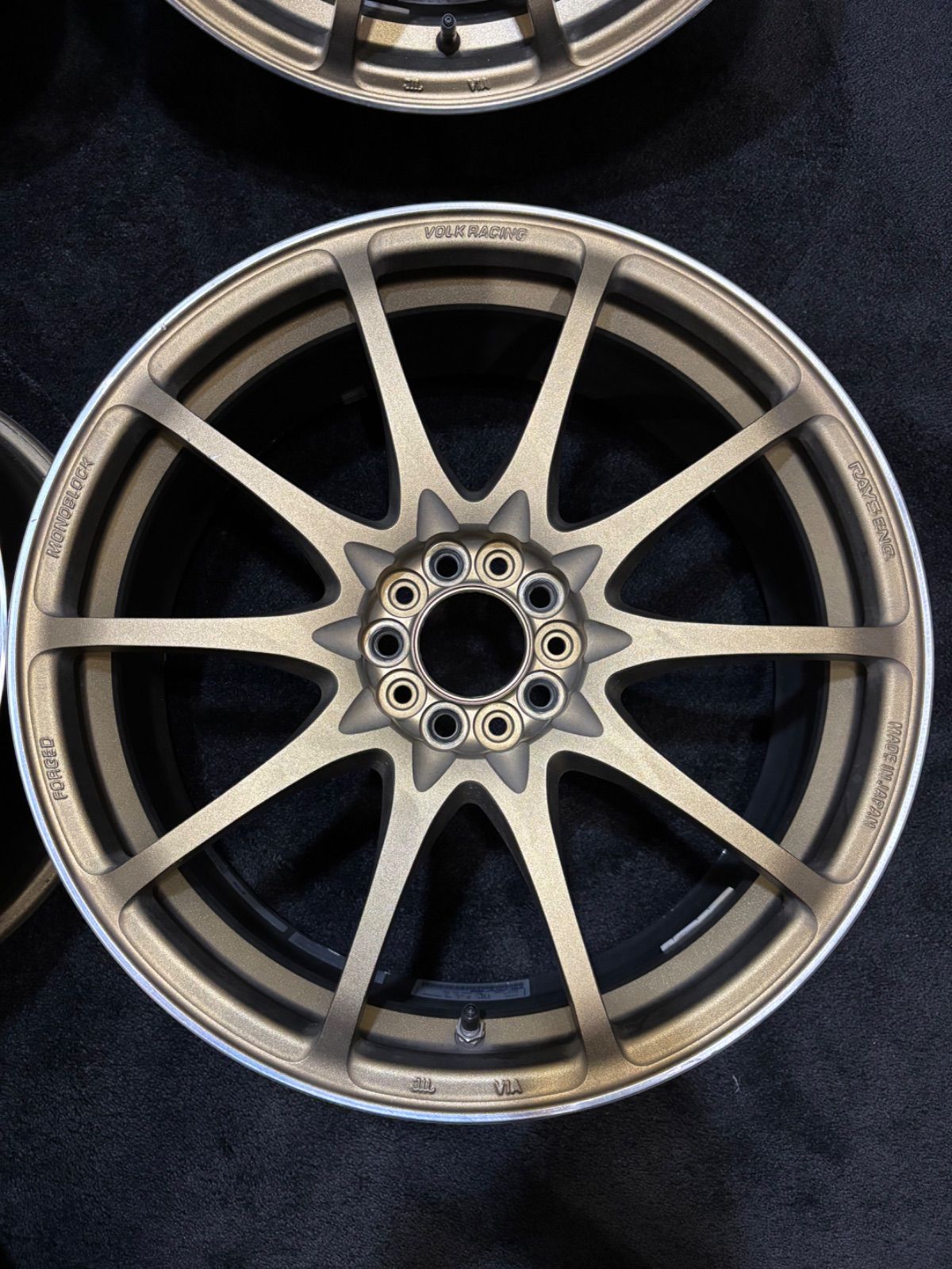 RAYS VOLKRACING CE28NF 18インチ 7.5J 50 100 5H アルミホイール 4本 プリウス 86 BRZ 2-K131 TRITUETUBI_COM