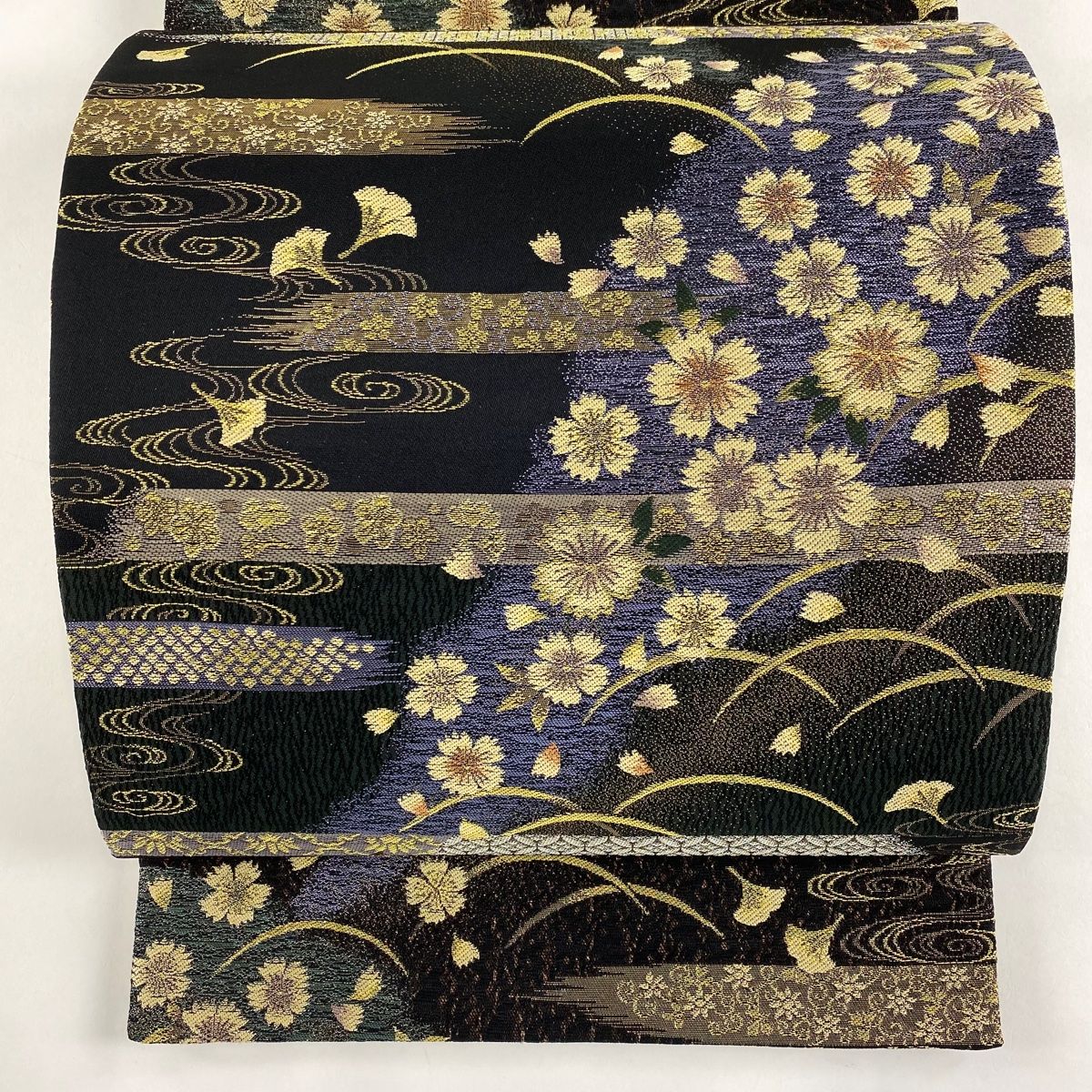 袋帯 美品 名品 やまと リバーシブル 桜 流水 金銀糸 ラメ箔 黒