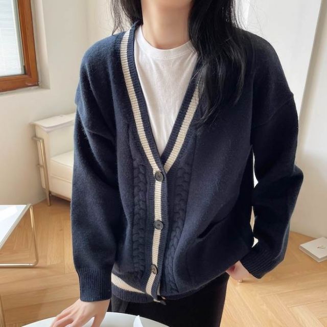 トップス ニットソー セーター カーディガン 袖あり 長袖 Vネック 襟なし 前開き 綿 かわいい 大人可愛い シンプル カジュアル 大人 おしゃれ お洒落 かっこいい 大人女子 ラフ ボーイッシュ 無地 秋 冬 10代 20代 レディース 女性用 オフィス OL 通勤 学生 通学 デート トップス ニットソー セーター カーディガン 袖あり 長袖 Vネック 襟