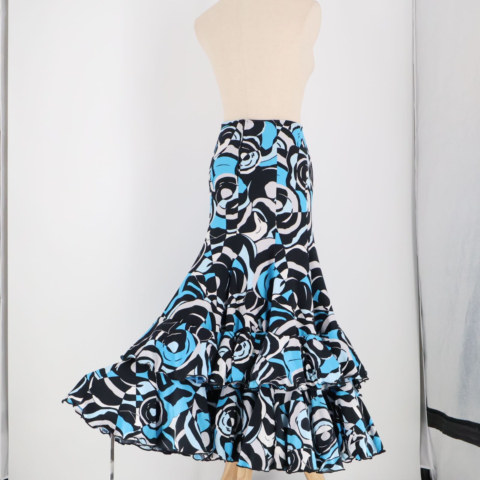 美品✨フラメンコ 衣装 ファルダ ソニアジョーンズ フラメンコ