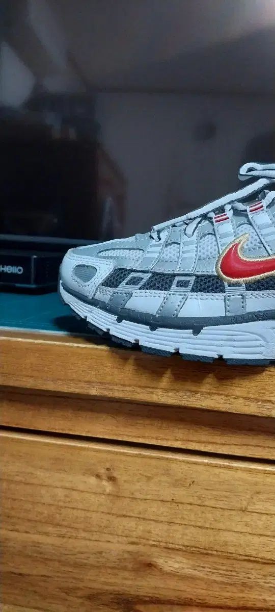 NIKE ナイキ P ー 6000 メタリック シルバー レッド 235 HRDEVELOPMENT_JP