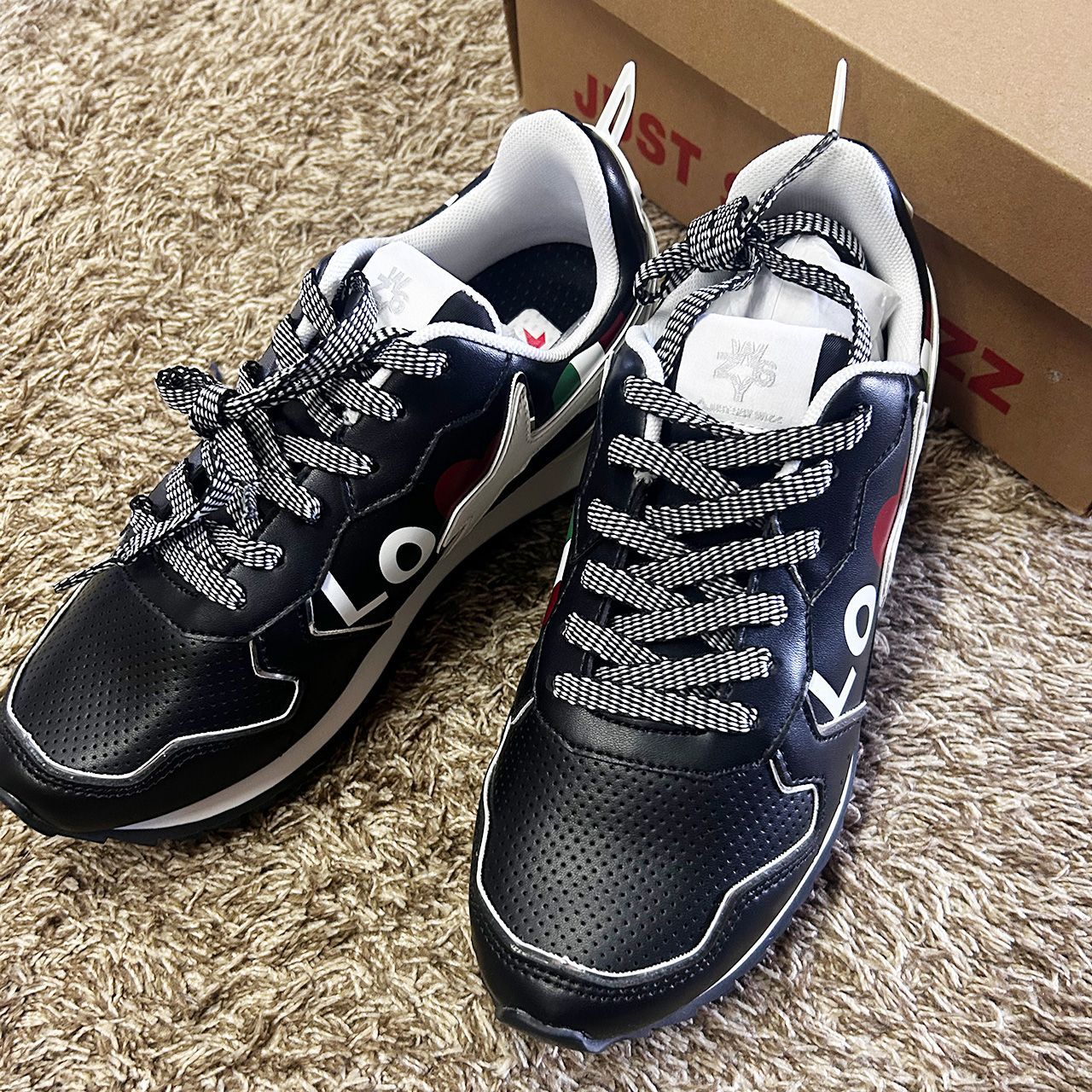 新品★定価40700円■W6YZ■日本限定 LOVE COLLECTION■黒 新品・未使用】41（25.5～26.0cm相当）定価40700円 W6YZ スニーカー