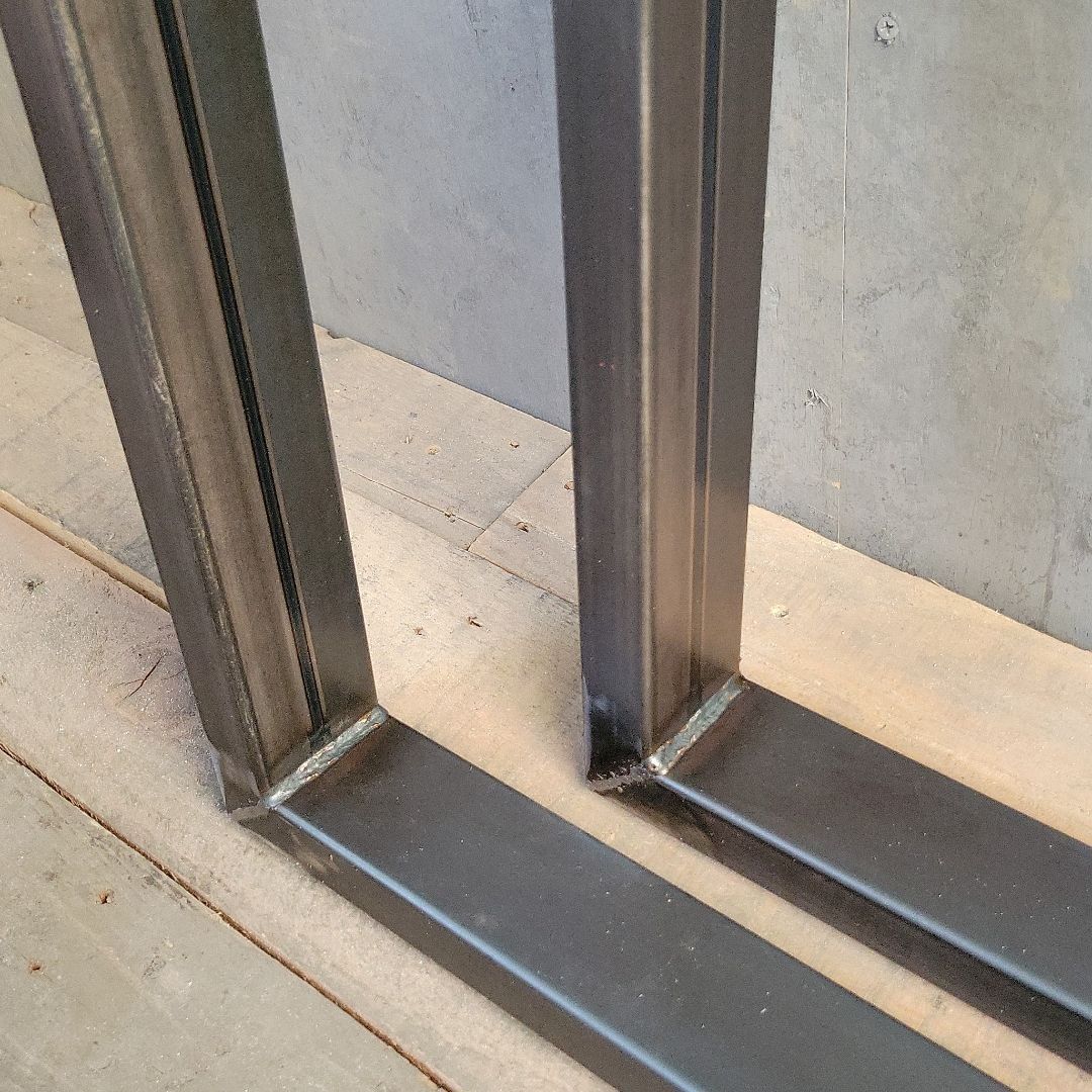 テーブル脚 　アイアン家具 鉄脚 アイアン脚　アイアンレッグ　黒皮鉄　無骨 テーブル脚 アイアン家具 鉄脚 アイアン脚 アイアンレッグ 黒皮