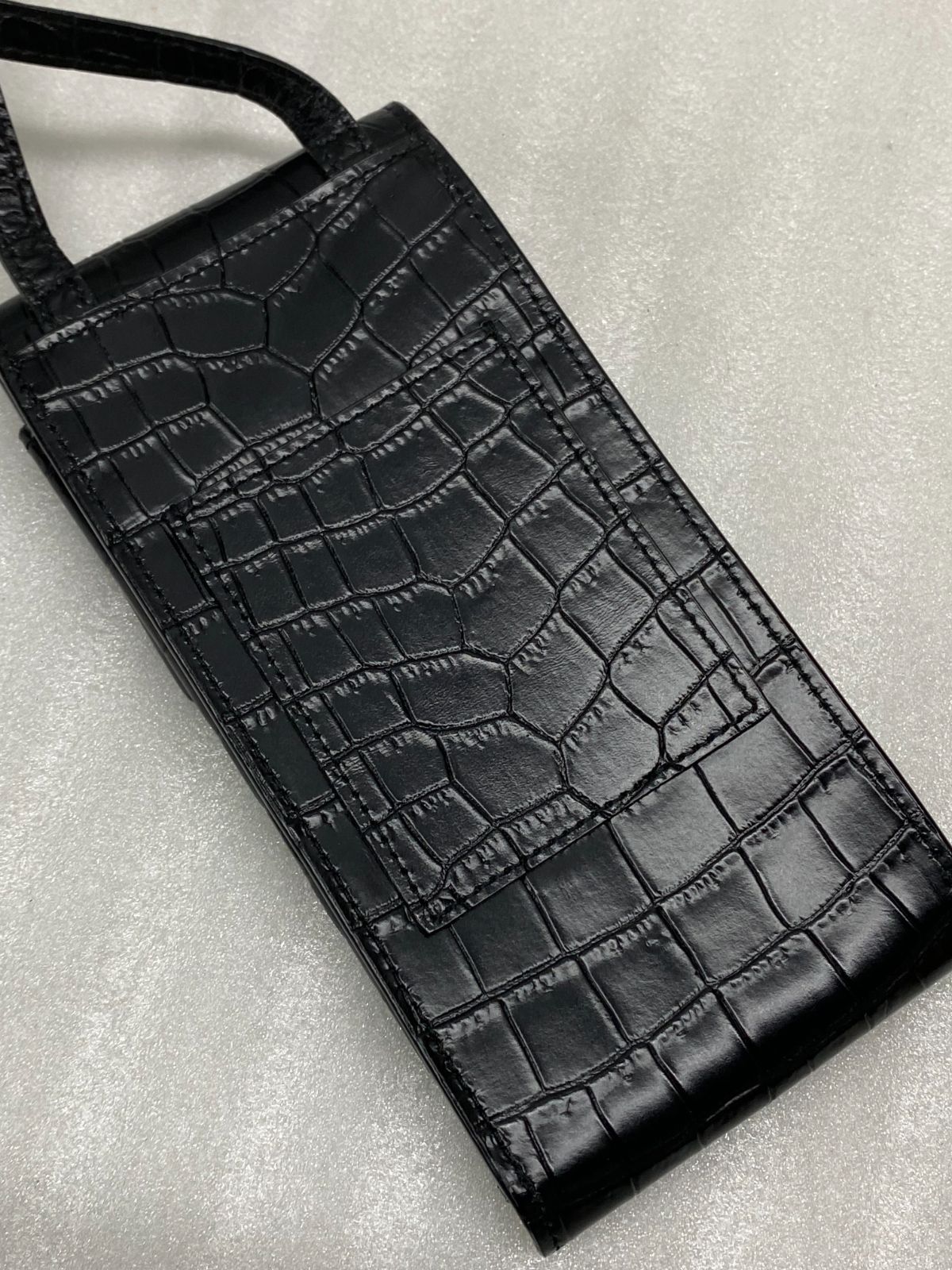 ○SAINT LAURENT(サンローラン) フォンケース 667713 スマフォ
