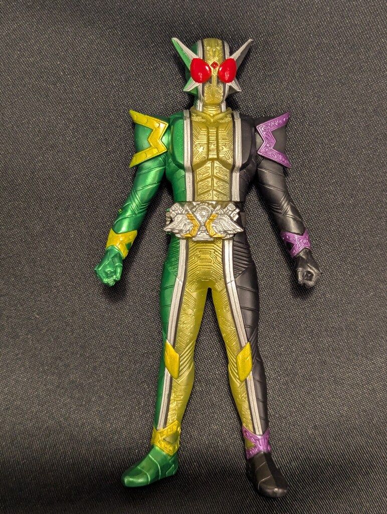 【ハピクロ！】079仮面ライダーW サイクロンジョーカーゴールドエクスト リーム ハピクロ！】079仮面ライダーW サイクロンジョーカーゴールドエクスト