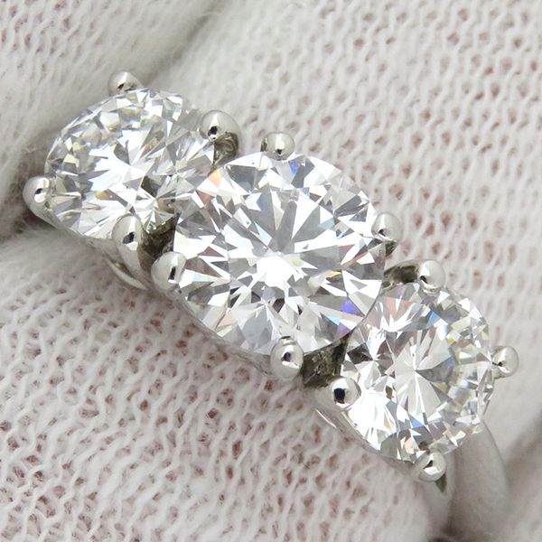 ティファニーTiffany & Co. ダイヤモンドリング プラチナ製