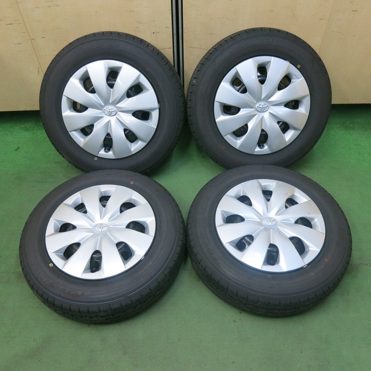 新車外し 25年 トヨタ プロボックス 純正 スチール 155 80R14 88 86S トーヨー H11 14インチ PCD100 4H 5100403SKノ