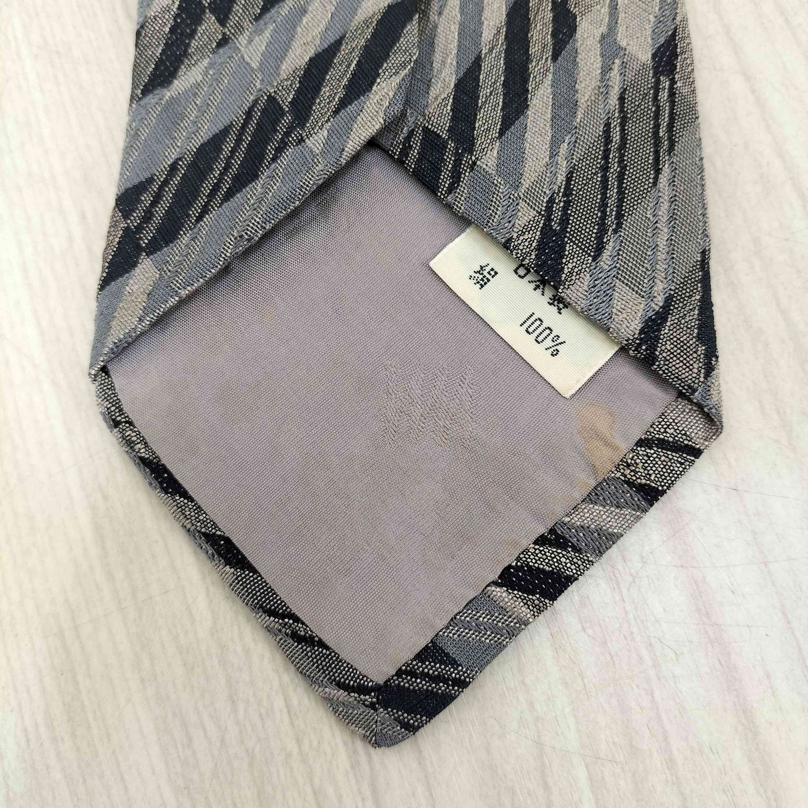 ISSEY MIYAKE MEN プリーツネクタイ 買取実績】 HOMME PLISSE ISSEY MIYAKE(オムプリッセ)プリーツ