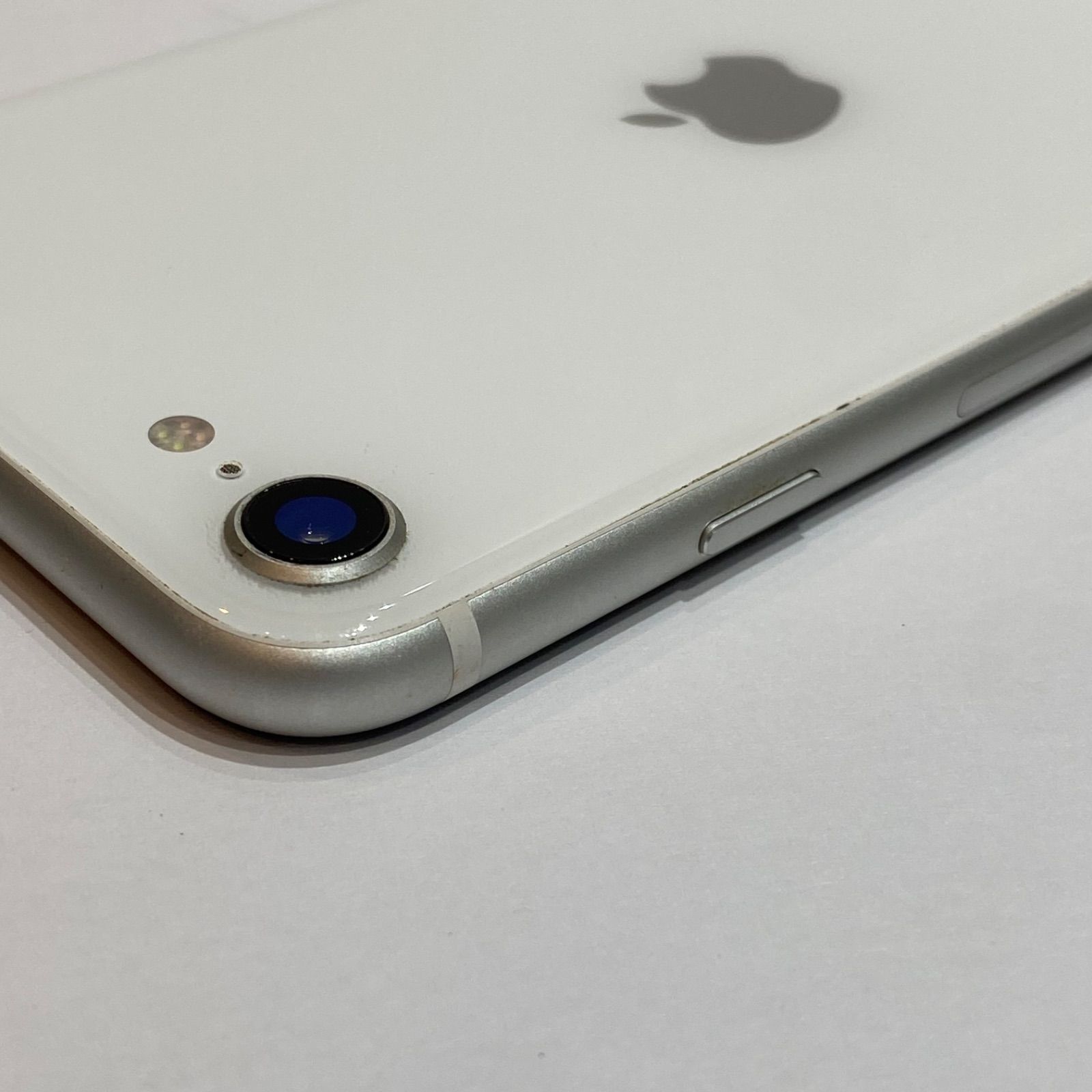 ⭐️iPhone SE2 64GB ホワイト SIMフリー 訳あり ⭐️iPhone SE2 64GB