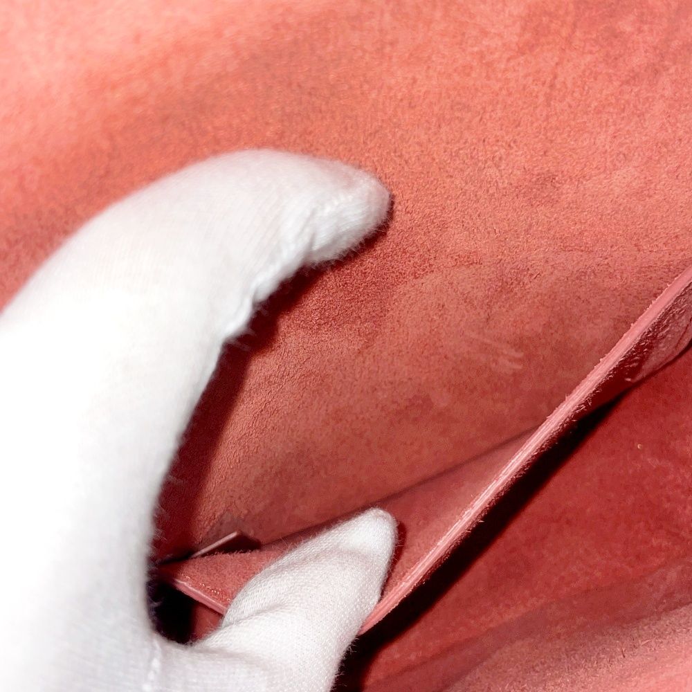 セリーヌ フォルコ キュイル トリオンフ リップスティック スムースカーフスキン 198263 ショルダーバッグ 09900 中古CELINE セリーヌ レザー フォルコ キュイル トリオンフ ショルダーバッグ リップスティック 408622 ショルダーバッグ |  ブランドショップ　カラー