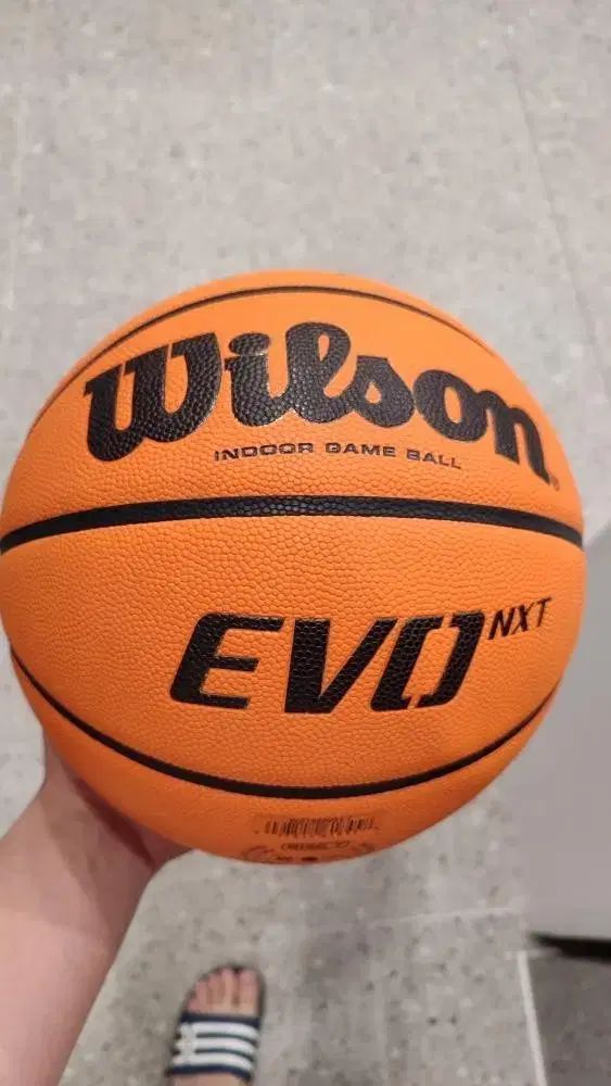 販売