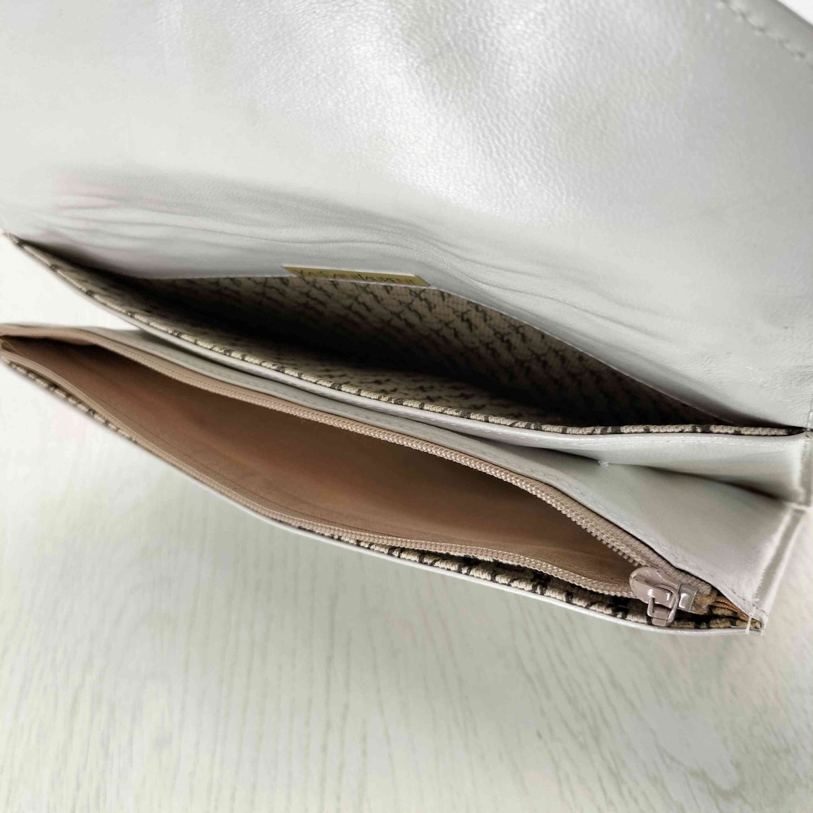 イヴサンローラン Yves Saint Laurent レザークラッチバッグ メンズ 表記無 KARIMZIABAT_FR