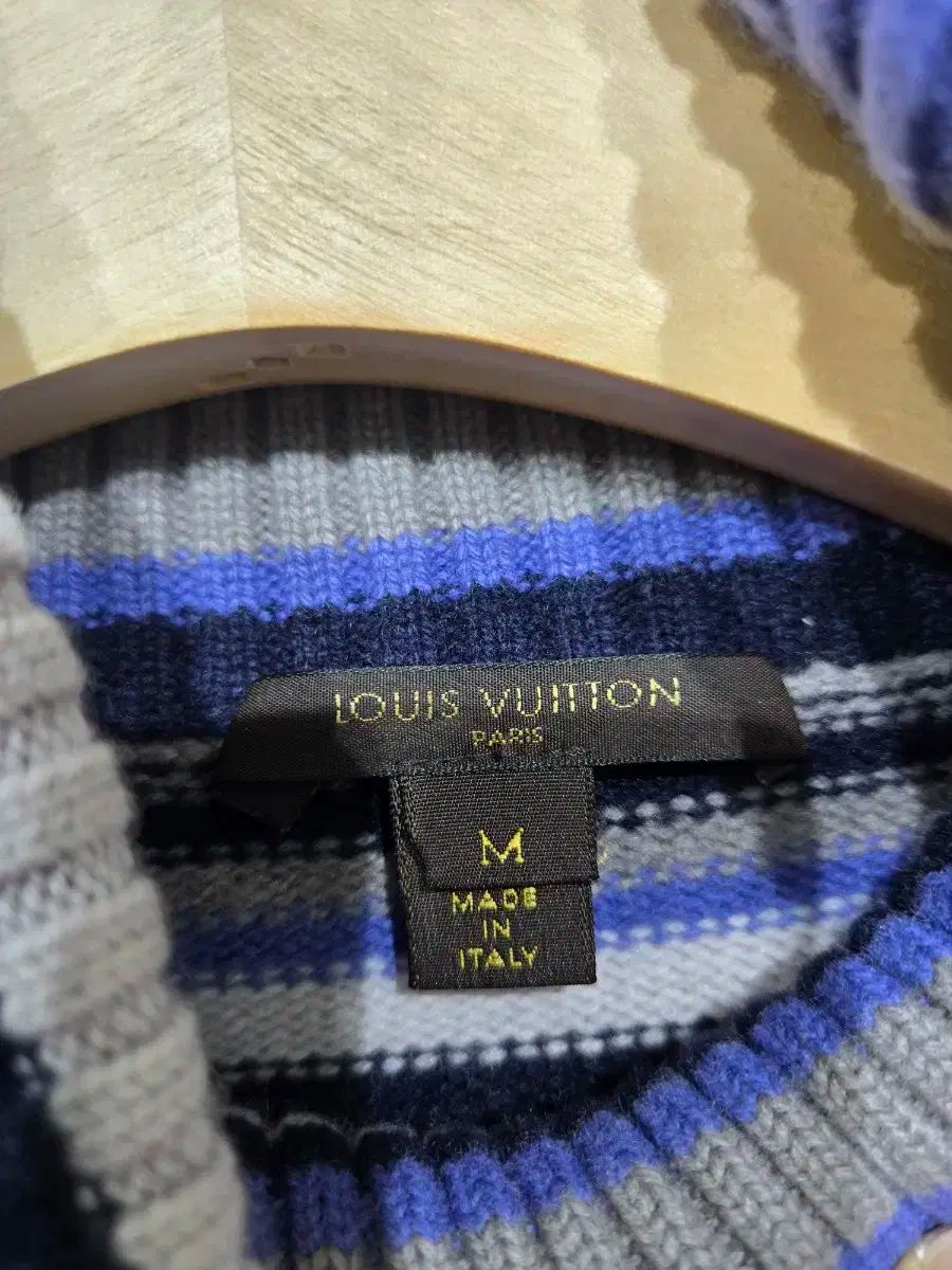 Louis Vuitton(ルイヴィトン) ボーダー柄 リボン ポイント