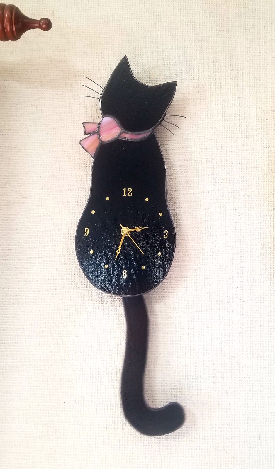 商売繁盛モチーフ ステンドグラス 黒猫のしっぽ振り時計 - メルカリ