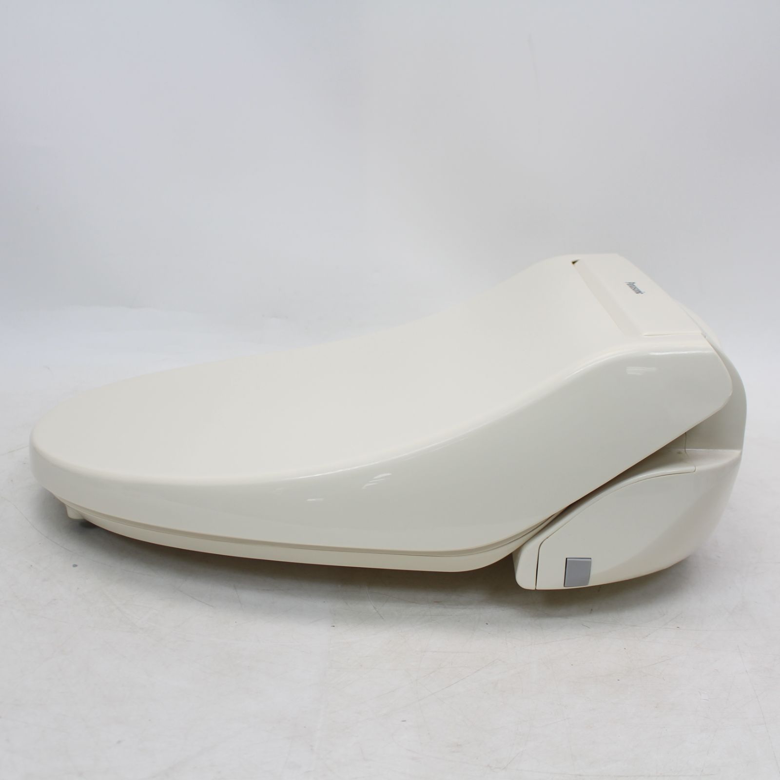 628)パナソニック 温水洗浄便座 ビューティ・トワレ 貯湯式 パステル