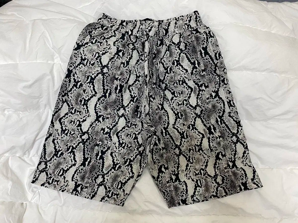 SAINTPAIN(セイントペイン) SP ワイド ショート Python パンツ