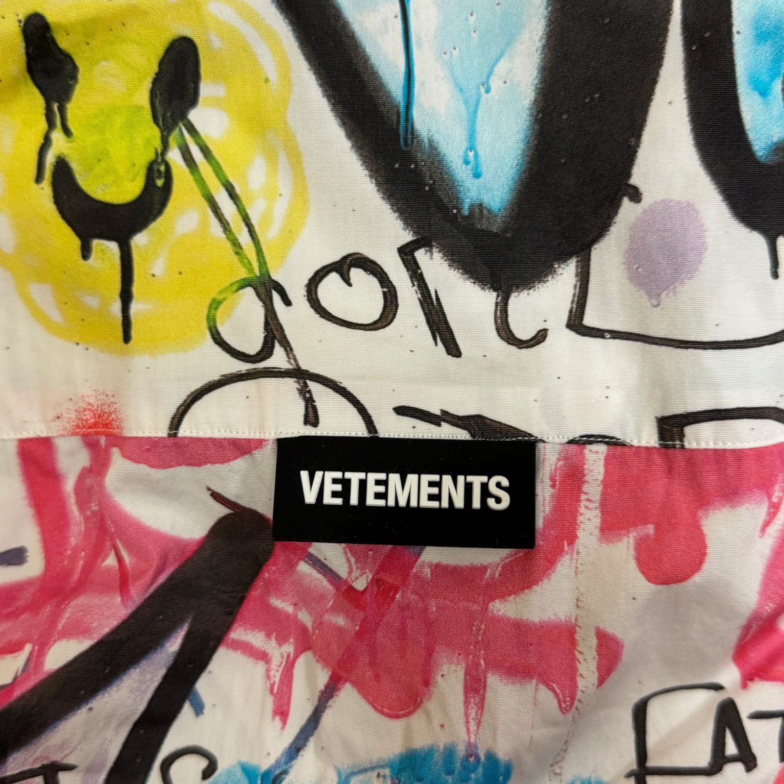 VETEMENTS 22SS Graffiti shirt グラフィティシャツ 総柄 ロング ...