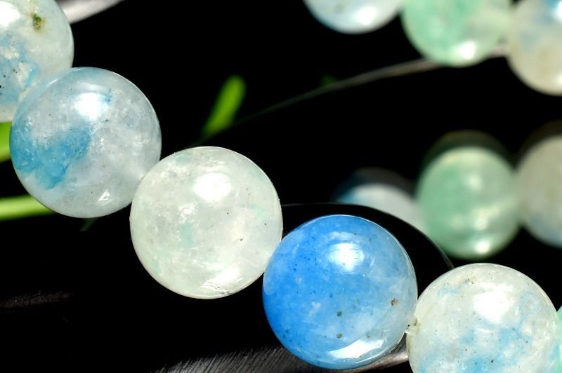 【１点物】希少◇高発色 トロレアイトインクォーツ(トロール石)　8.5mm　ブレスレット パワーストーン 天然石 _MA4789