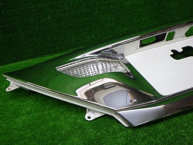 トヨタ ANH GGH 20/25 ヴェルファイア 前期 純正リアガーニッシュ