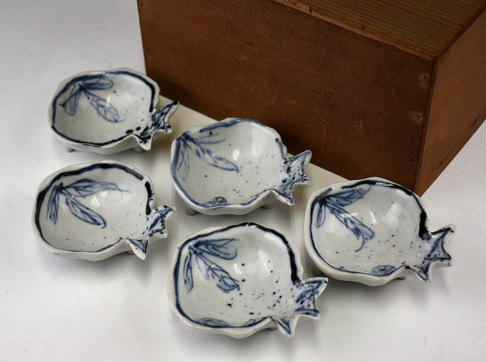 蔵c6657 中国古美術 新渡 倣古染写吹き墨向付 五客