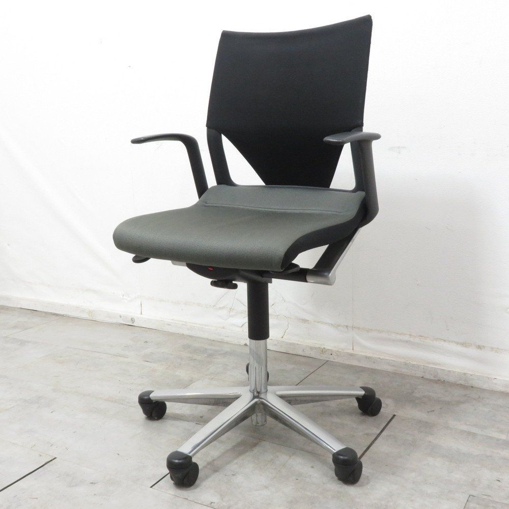 美品 ウィルクハーン Wilkhahn Modus モダス 肘付オフィスチェア ブラック 肘付き リクライニング メッシュ EG12760 中古オフィス家具